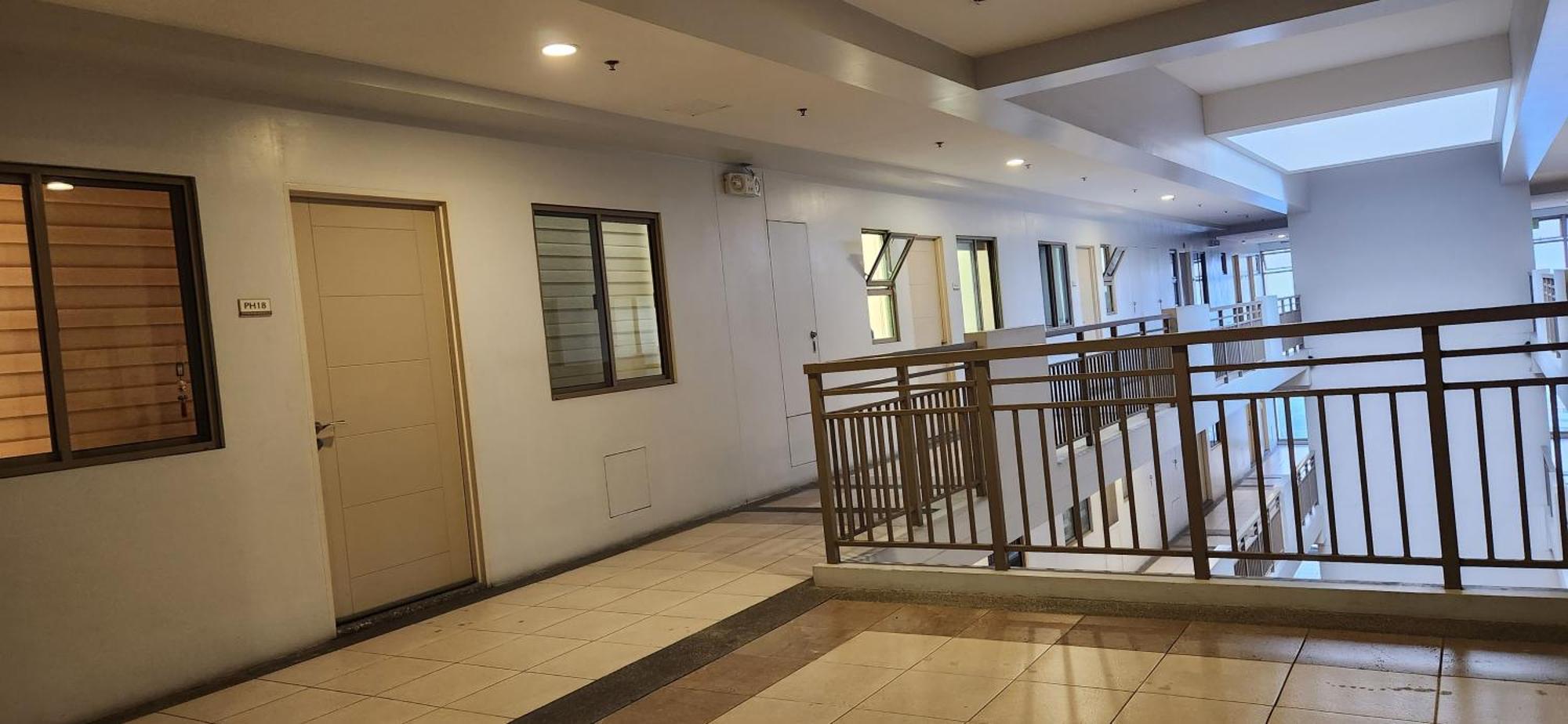 Casa Antonio At Fairway Terraces Family Penthouse 2Br Wi-Fi Nr Golf, Airport, Fort Bgc Manila Exterior photo