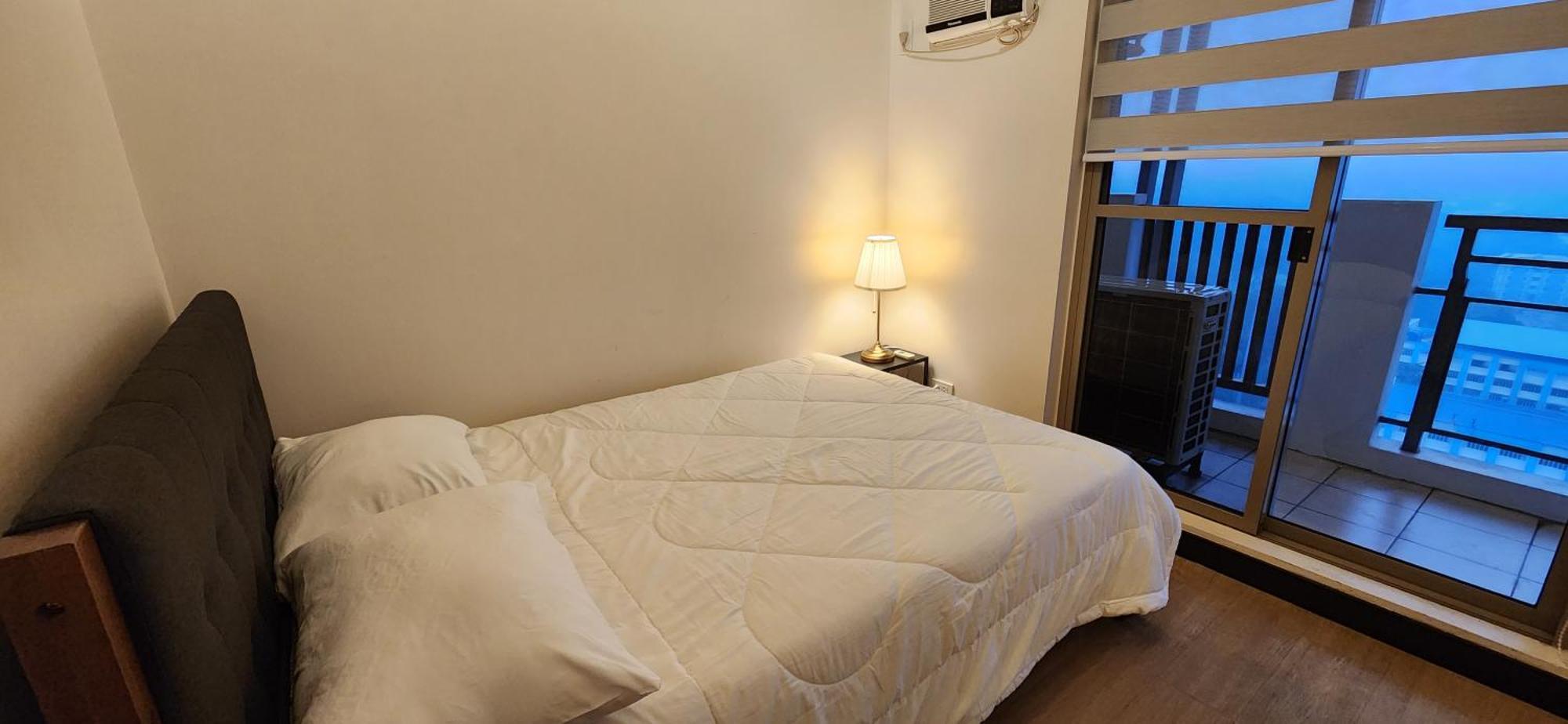 Casa Antonio At Fairway Terraces Family Penthouse 2Br Wi-Fi Nr Golf, Airport, Fort Bgc Manila Exterior photo